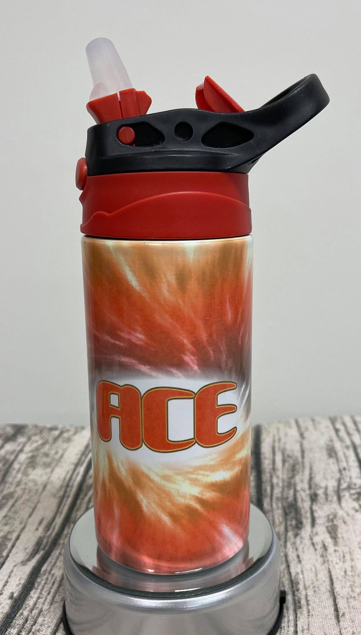 https://www.wildaboutme.com/cdn/shop/products/ace_water_bottle__84880_1445x.jpg?v=1643935721